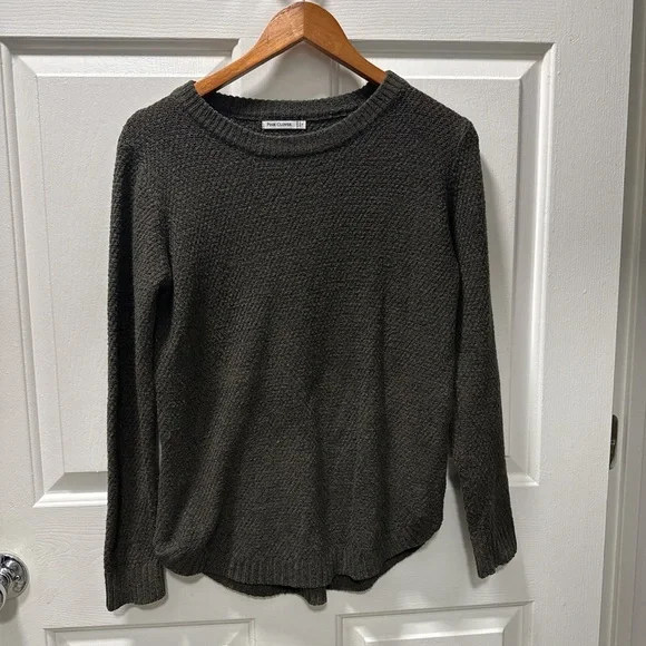 Pink Clover Olive Crew Neck Sweater - Picture 1 of 4